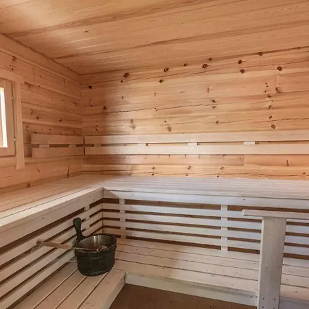 بيت للعطل Saimaan Mustikka *