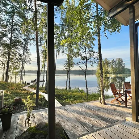 بيت للعطل Saimaan Mustikka *